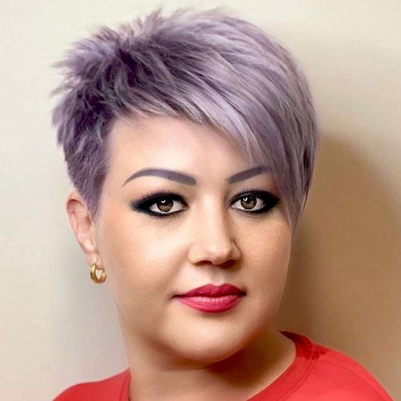 3. Asymmetrische Pixie mit abgehackten Pony