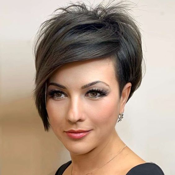 Trend 2024: Erhabene 30 Kurzhaarfrisuren, die Männer in den Wahnsinn treiben