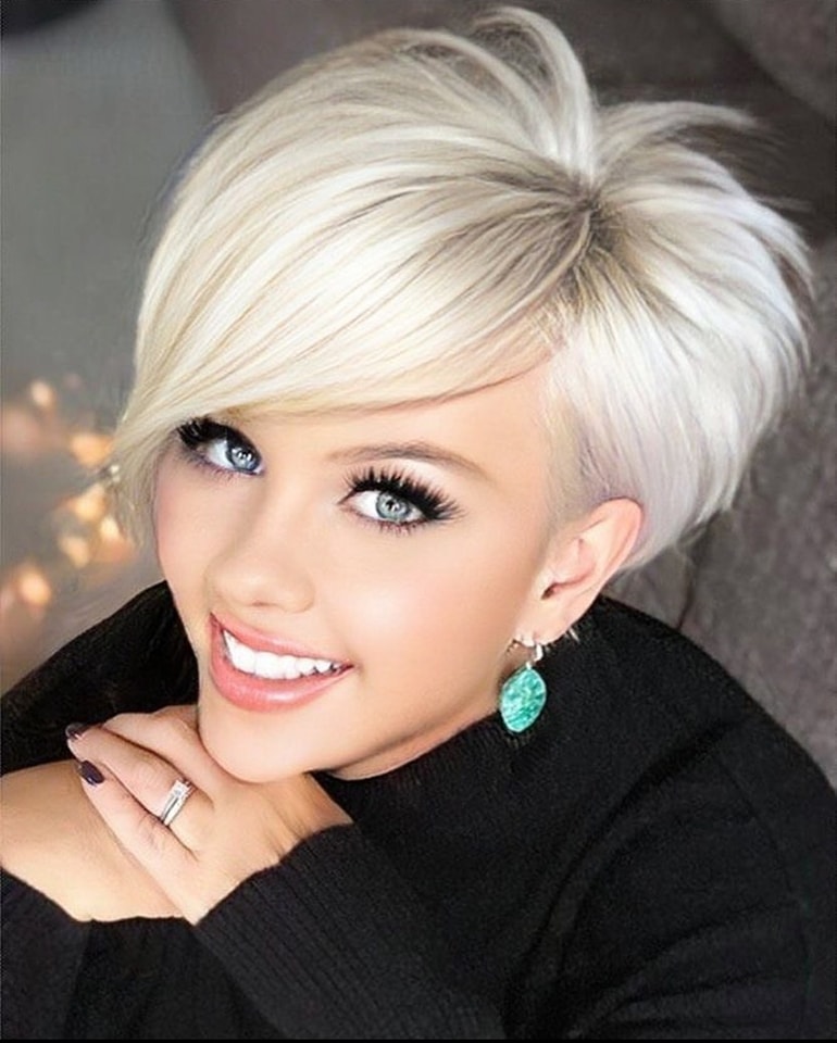 Frech Bob Frisuren stufig Hinterkopf