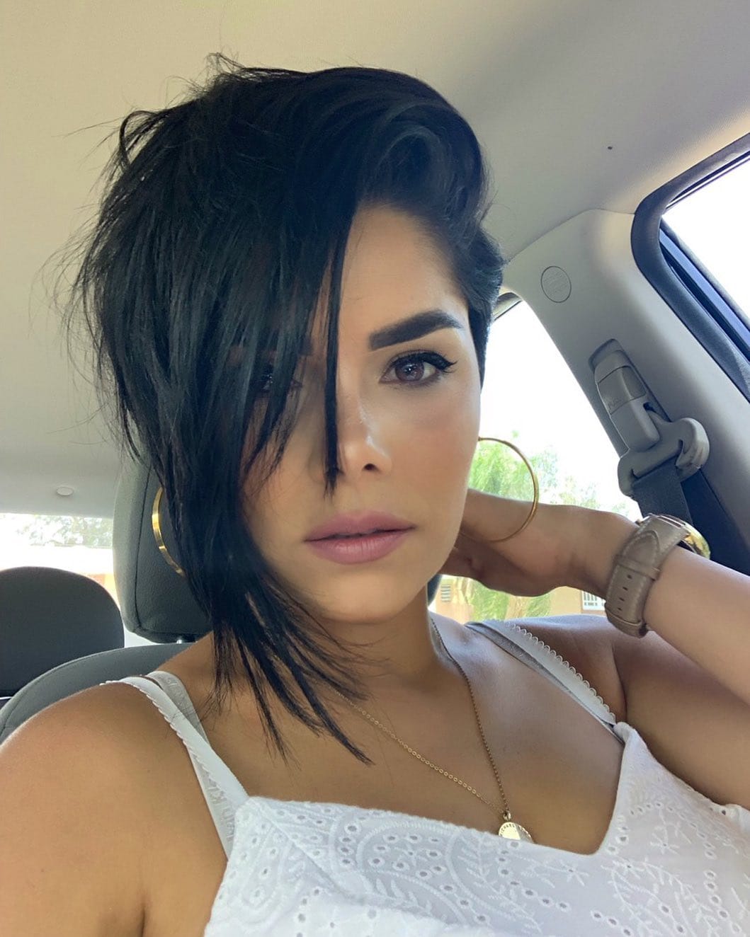 Asymmetrische Bob Frisuren für kurzes Haar