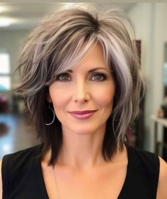 Die besten Frisuren für den Sommer, die die Schmetterlinge flattern lassen: Dein ultimativer Guide für atemberaubende Sommer-Looks!