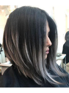 Wie style ich meine mittellange und fransige freche Frisur?