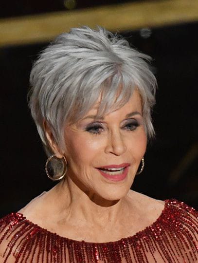 Atemberaubende Kurzhaarfrisuren: Wir zeigen Ihnen Frisuren, die auch bei Frauen über 50 im Trend liegen!