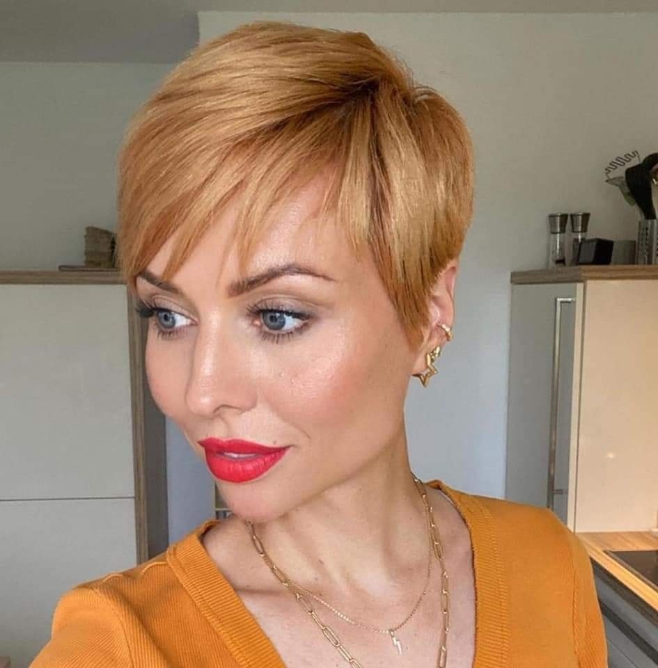 6 einfache Schritte, um diesen Trend-Look zu stylen!