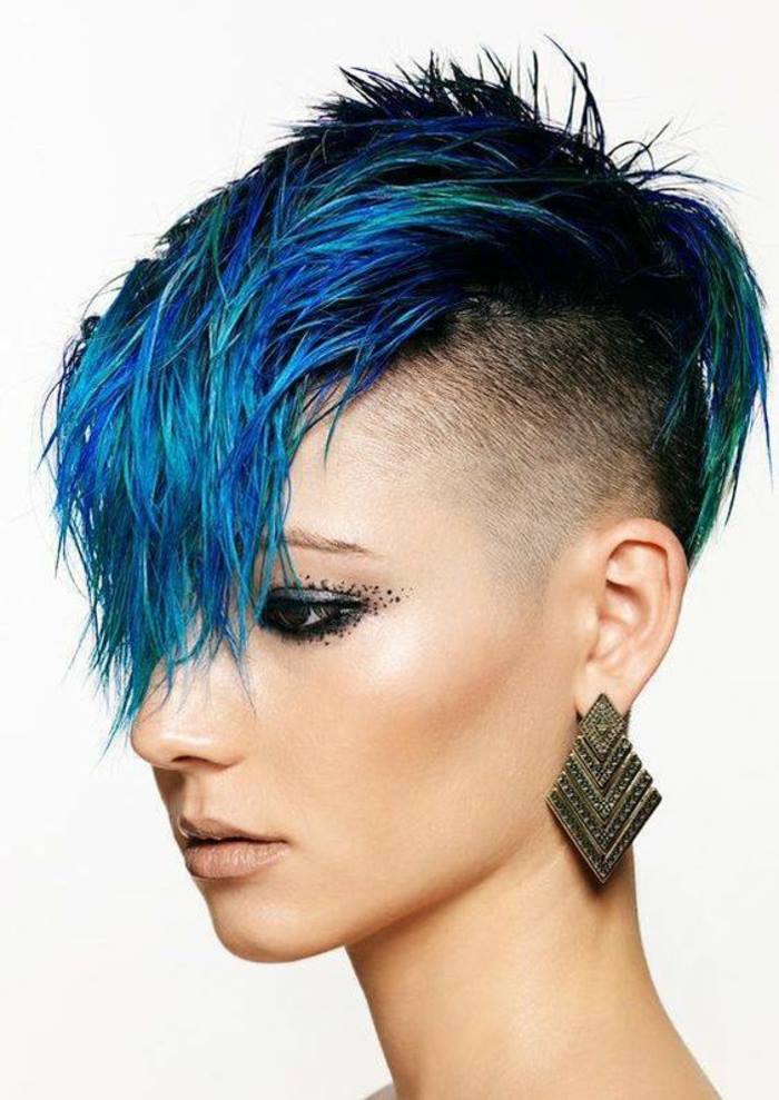 Stilvoll, rebellisch und doch modern: Sei der Star mit dem Pixie Cut mit Undercut!
