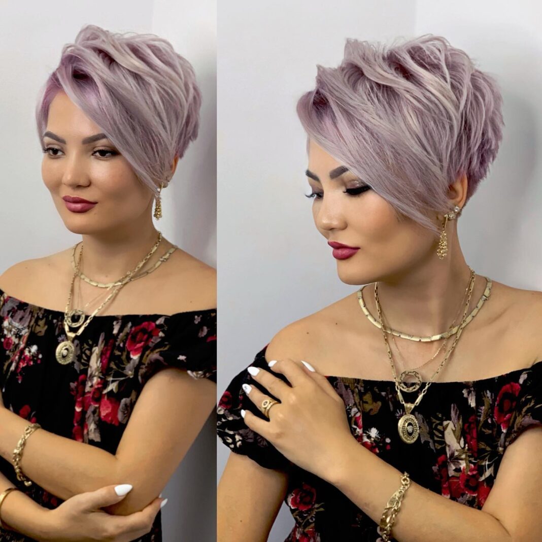 Staunen Sie, wie violett und rosa Kurzhaarmodelle die Szene beherrschen!