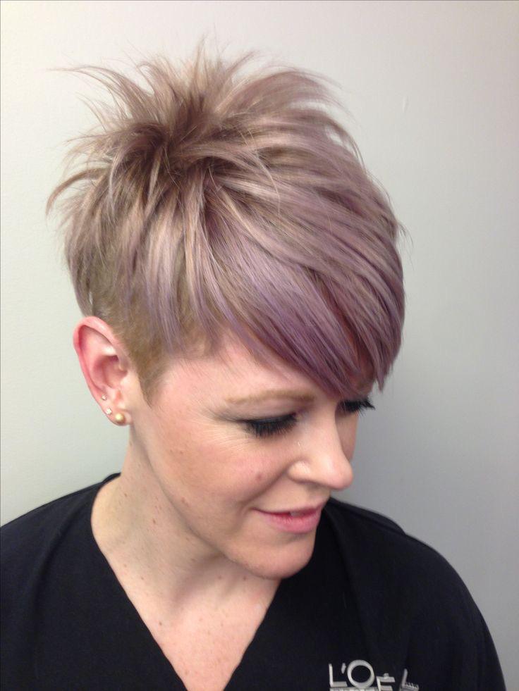 Entdecken Sie jetzt 25+ unglaubliche Frisuren für kurzes Haar!