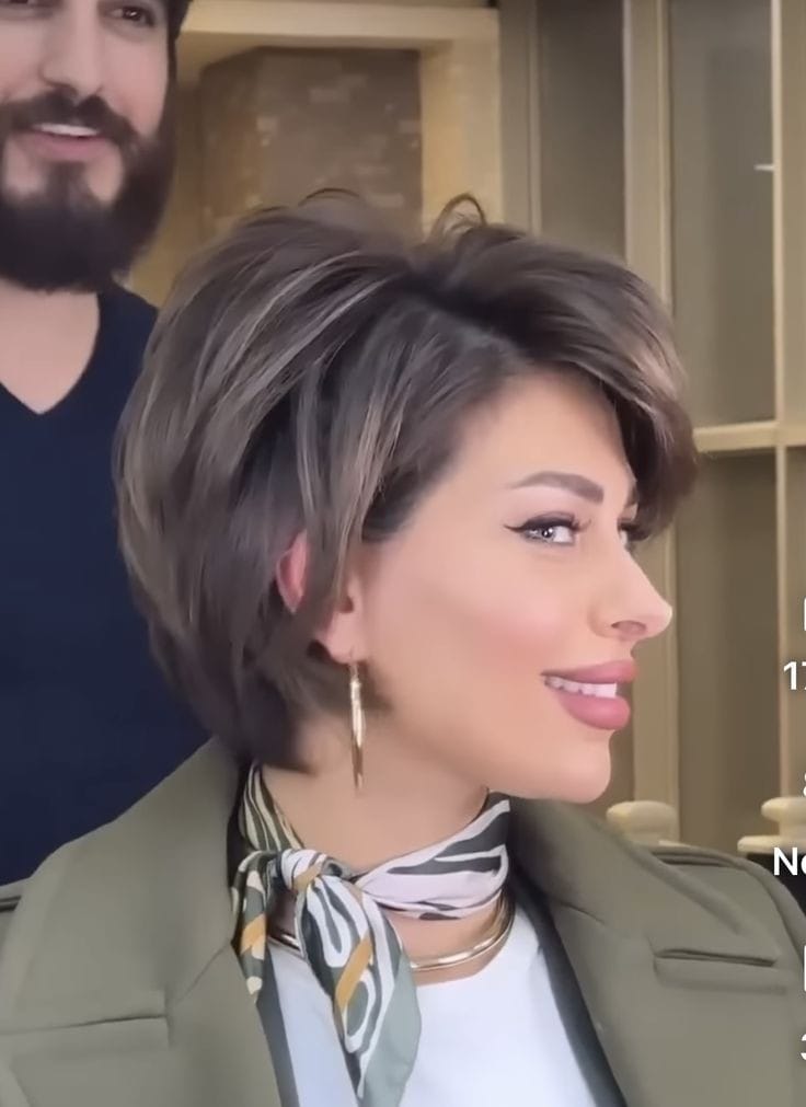 Selbstbewusstsein und Ausstrahlung: Die Geheimwaffe für atemberaubende Frisuren!