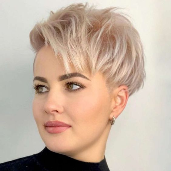 Die 20 angesagtesten Pixie-Frisuren für Frauen über 50