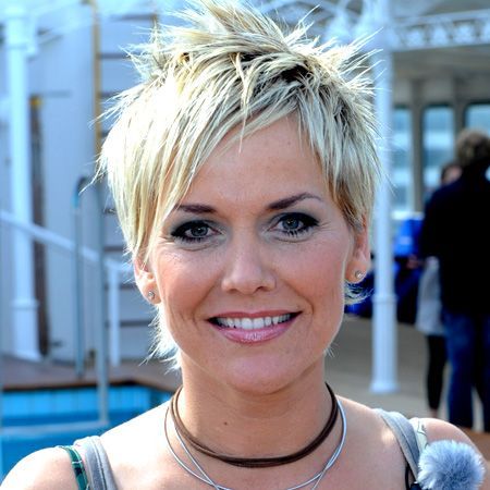 Pixie Cut: Mehr als Nur Eine Frisur für ältere Frauen