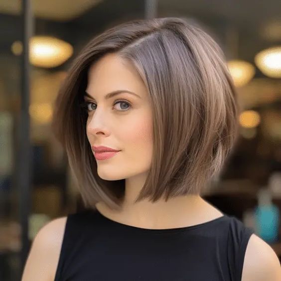 Freche Fransig Bob Frisuren Kurz Stufig