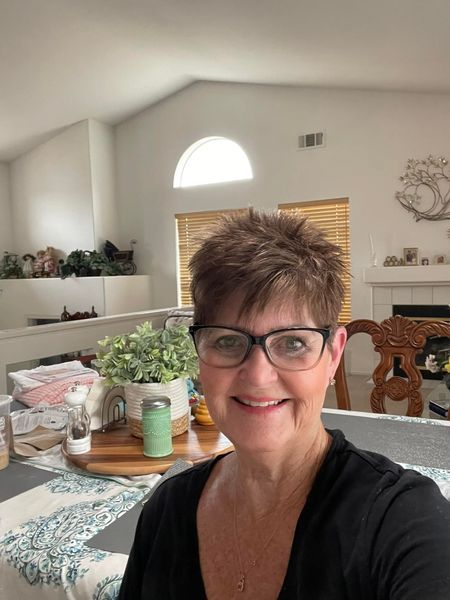 Kurze Shag-Frisuren: Der wilde Trend, der die Haarwelt erobert!