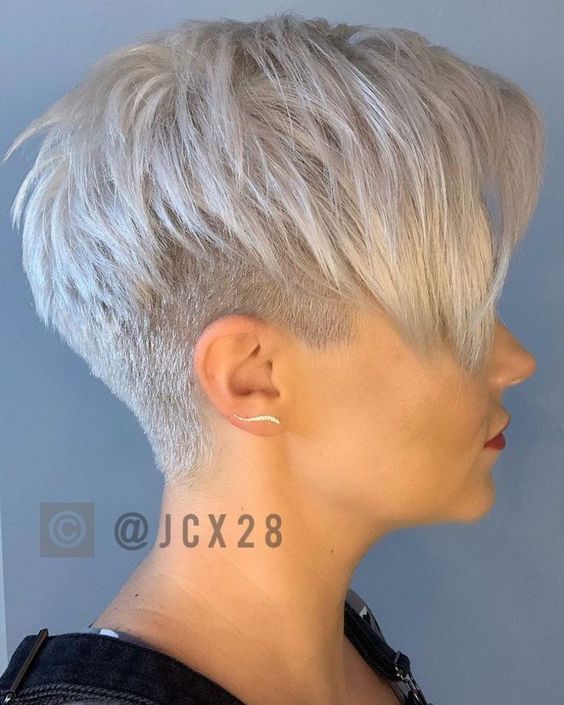 Pflegeleicht und praktisch: Kurze Frisuren im Alltag