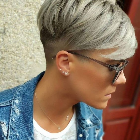 Pflegeleicht und praktisch: Kurze Frisuren im Alltag