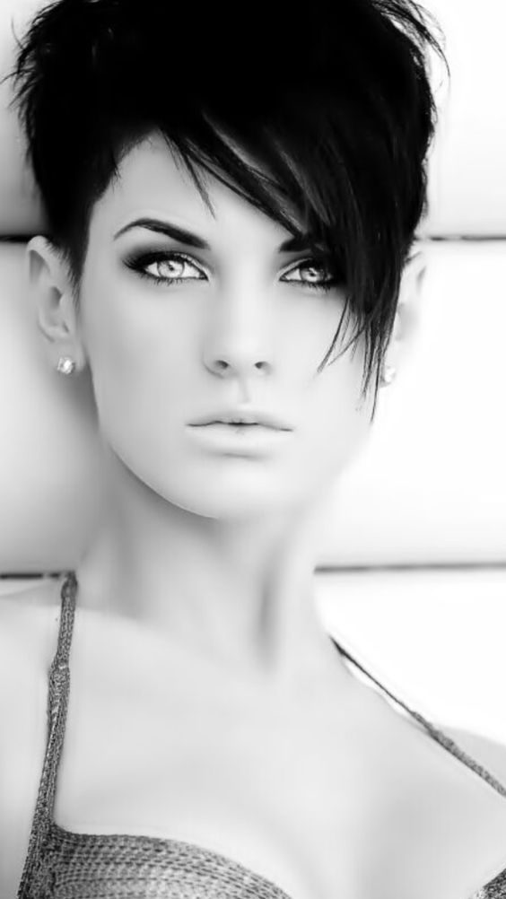 Mehr Volumen und Fülle: Kurze Haare für feines Haar