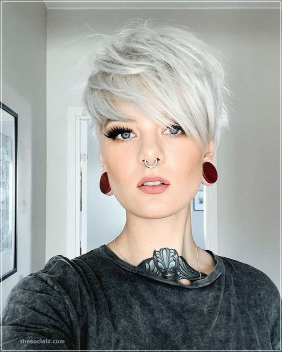Pflegeleicht und praktisch: Kurze Frisuren im Alltag
