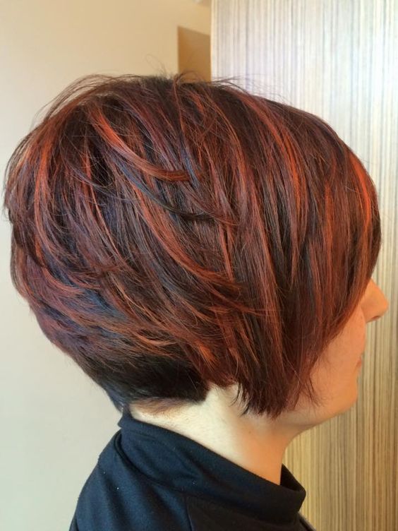 Trend:Bob ist eine der beliebtesten Frisuren 2024! So stylen Sie sie richtig