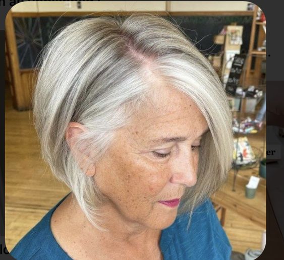 Strähnchen-Zauber: Weiße Haare aufpeppen mit den besten Methoden!