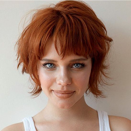 Richtige Haarfarben für die kommende Saison. Gehen Sie für kupferfarbene Highlights!