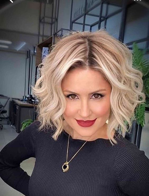 Kurze Bob-Frisuren: Trendig und pflegeleicht