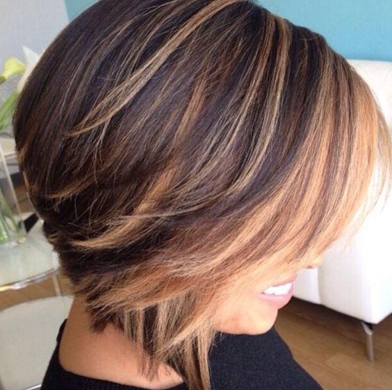 Schönheit in der Mitte: Frisuren, die Ihre mittellangen Haare zum Strahlen bringen