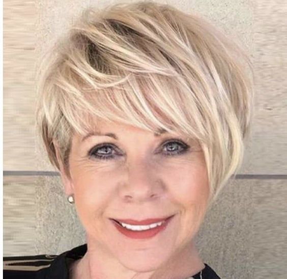 Welche Haarfarben sind über 50 vorteilhaft?