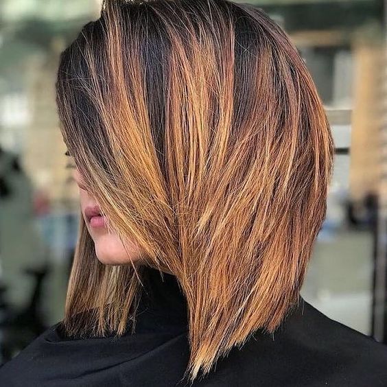 Kräftiges farbiges Ombre für einen auffälligen Look