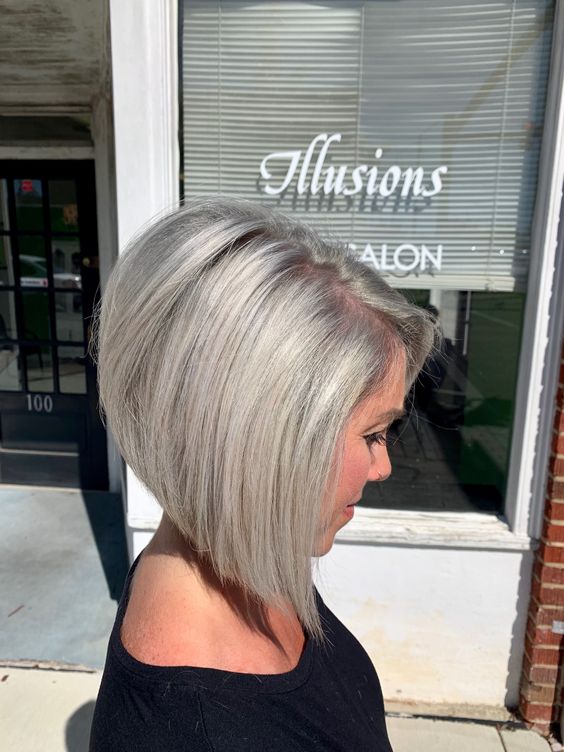 Kurze Bob-Frisuren: Trendig und pflegeleicht