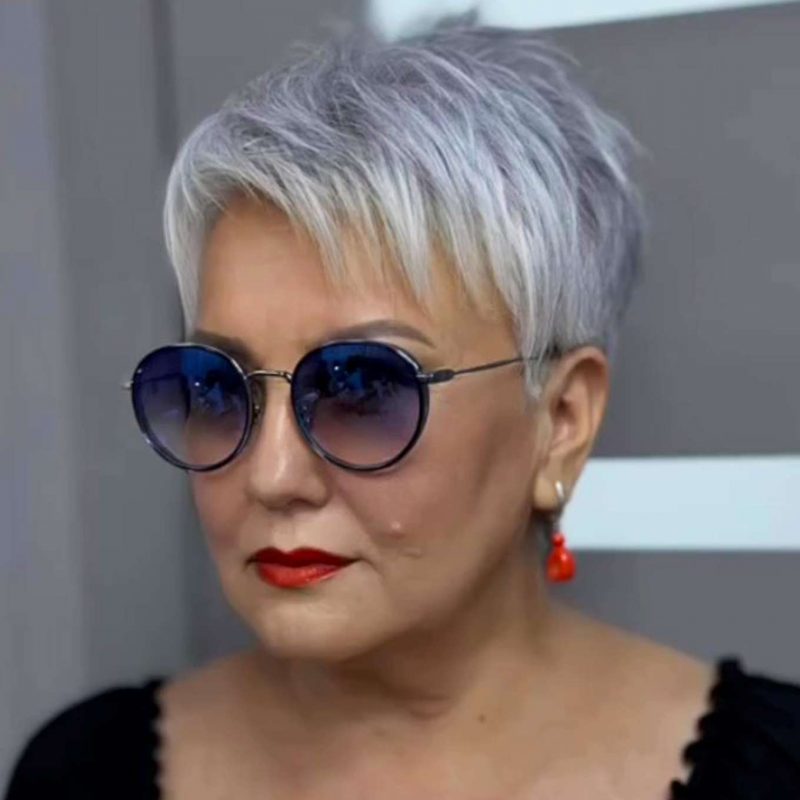 Welche Frisuren machen optisch jünger? Die besten Anti-Aging-Hacks für deine Haare