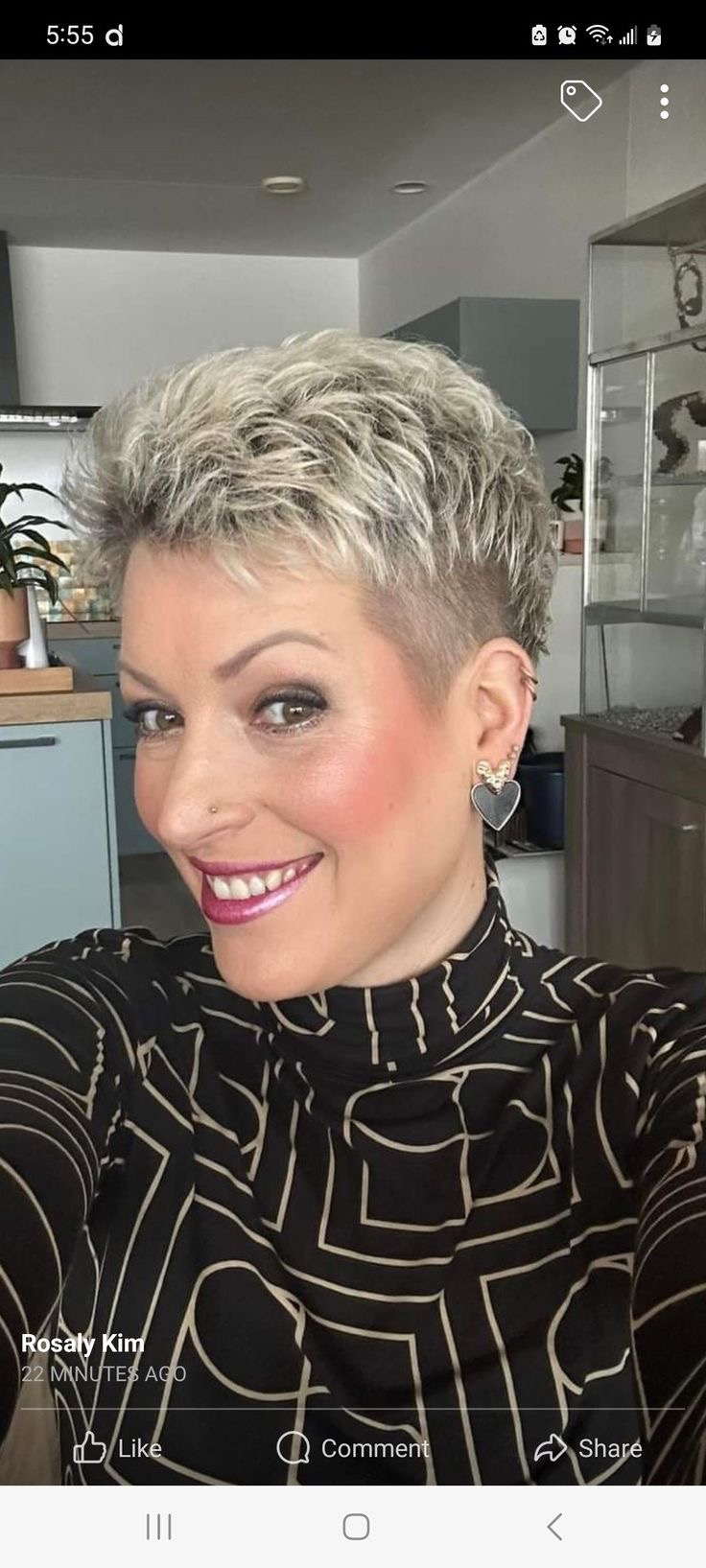 Die besten Frisuren für den Sommer, die die Schmetterlinge flattern lassen: Dein ultimativer Guide für atemberaubende Sommer-Looks!