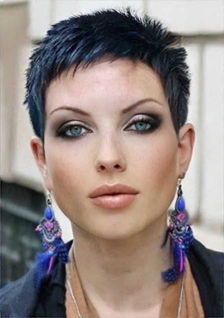 Die besten Frisuren für den Sommer, die die Schmetterlinge flattern lassen: Dein ultimativer Guide für atemberaubende Sommer-Looks!