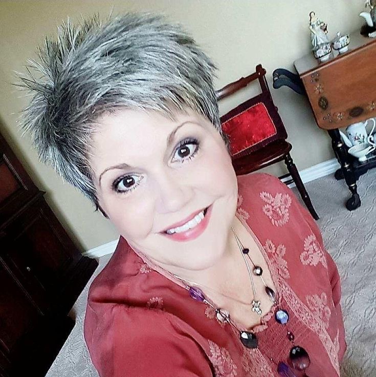 Haar-Trends 2024: Welche Frisuren und Styles sind gerade mega angesagt?