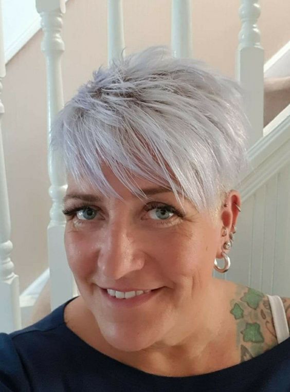 Welcher Schnitt lässt Haare voller wirken? DER Guide für feines Haar – So bekommst du endlich Volumen!
