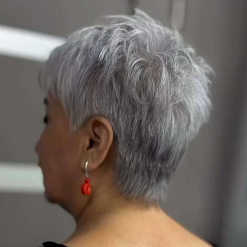 Welche Frisuren machen optisch jünger? Die besten Anti-Aging-Hacks für deine Haare