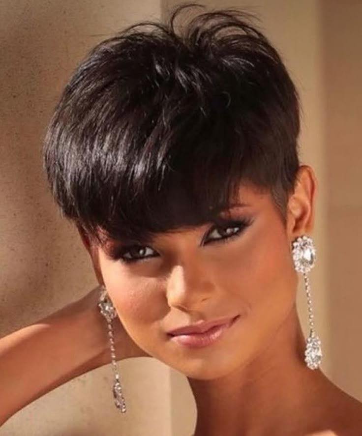 5 Pixie-Frisuren, die auf Instagram & Pinterest gerade viral gehen!