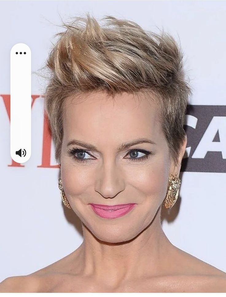 Der Faux Hawk Pixie