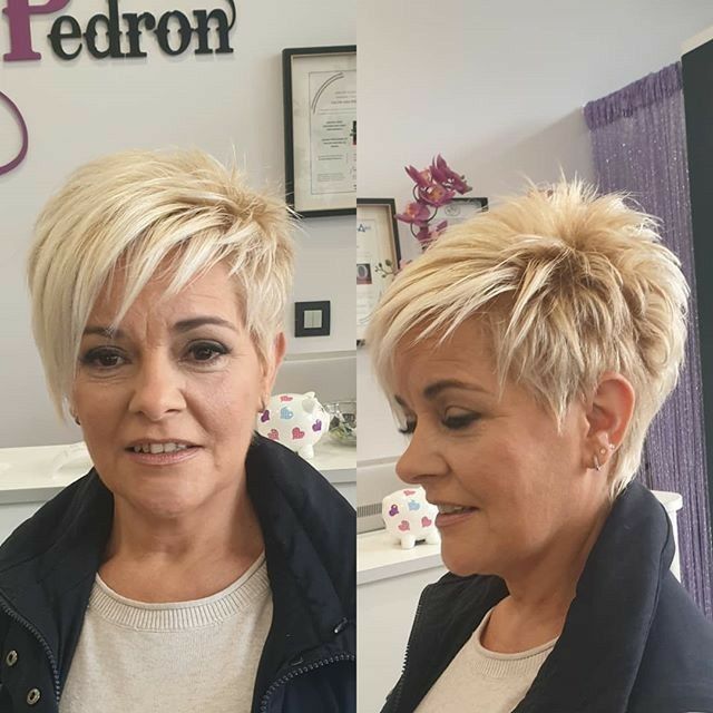 Der femininer Pixie mit Seitenwelle