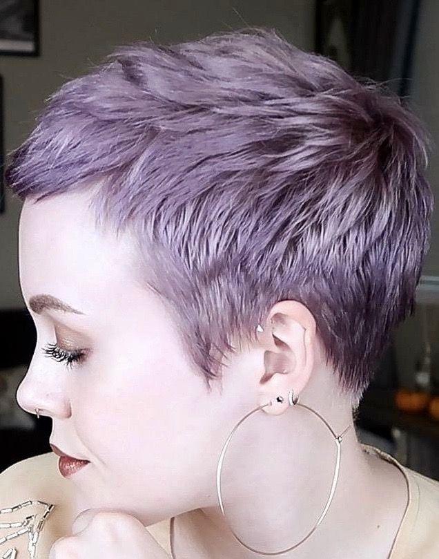 Die trendigsten Frisuren für einen coolen Start ins Jahr 2026 Die trendigsten Frisuren für einen coolen Start ins Jahr 2026