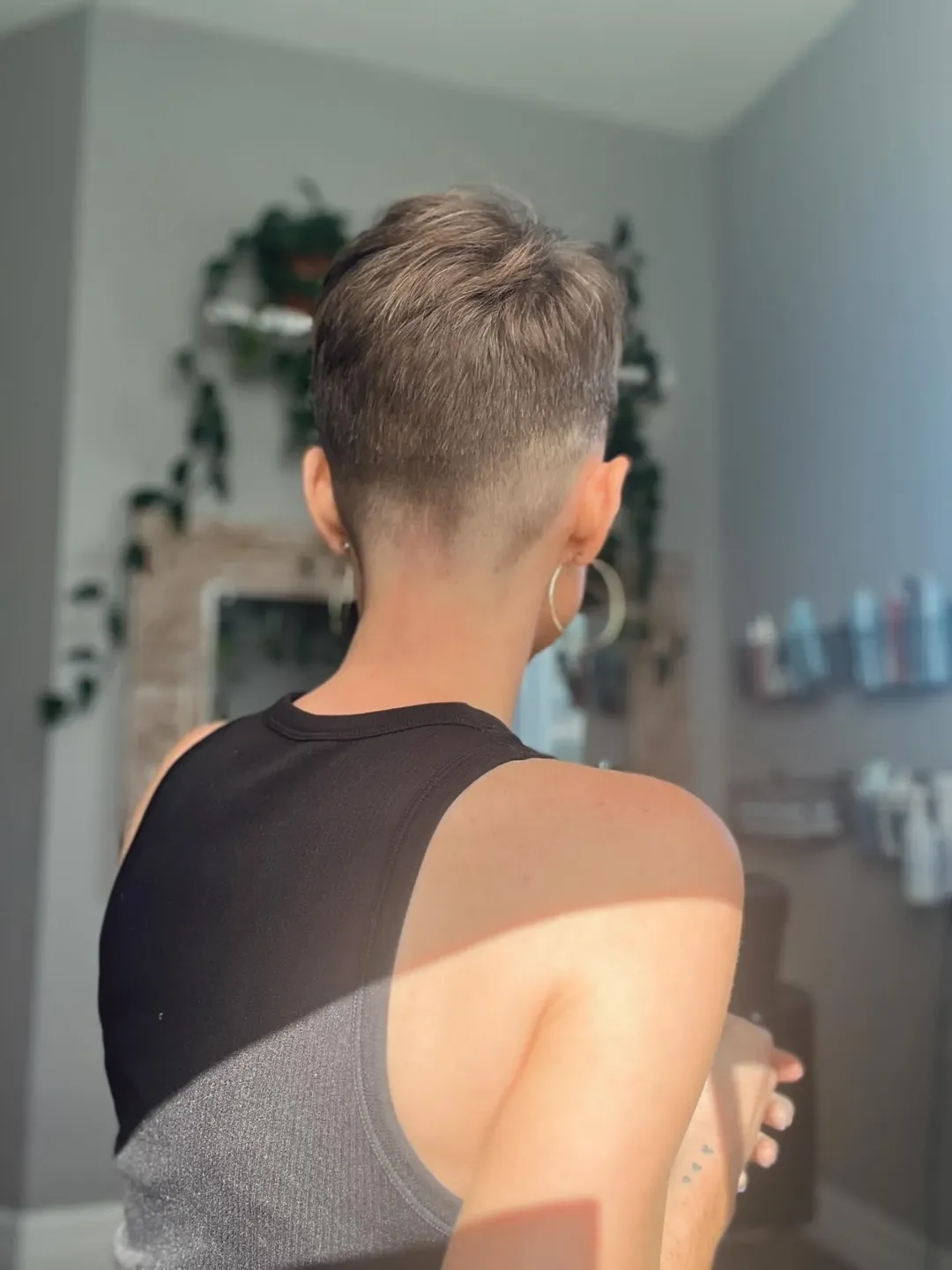 Moderne Kurzhaarfrisuren 2026 – Trendige Schnitte mit Stil und Volumen Moderne Kurzhaarfrisuren 2026 – Trendige Schnitte mit Stil und Volumen